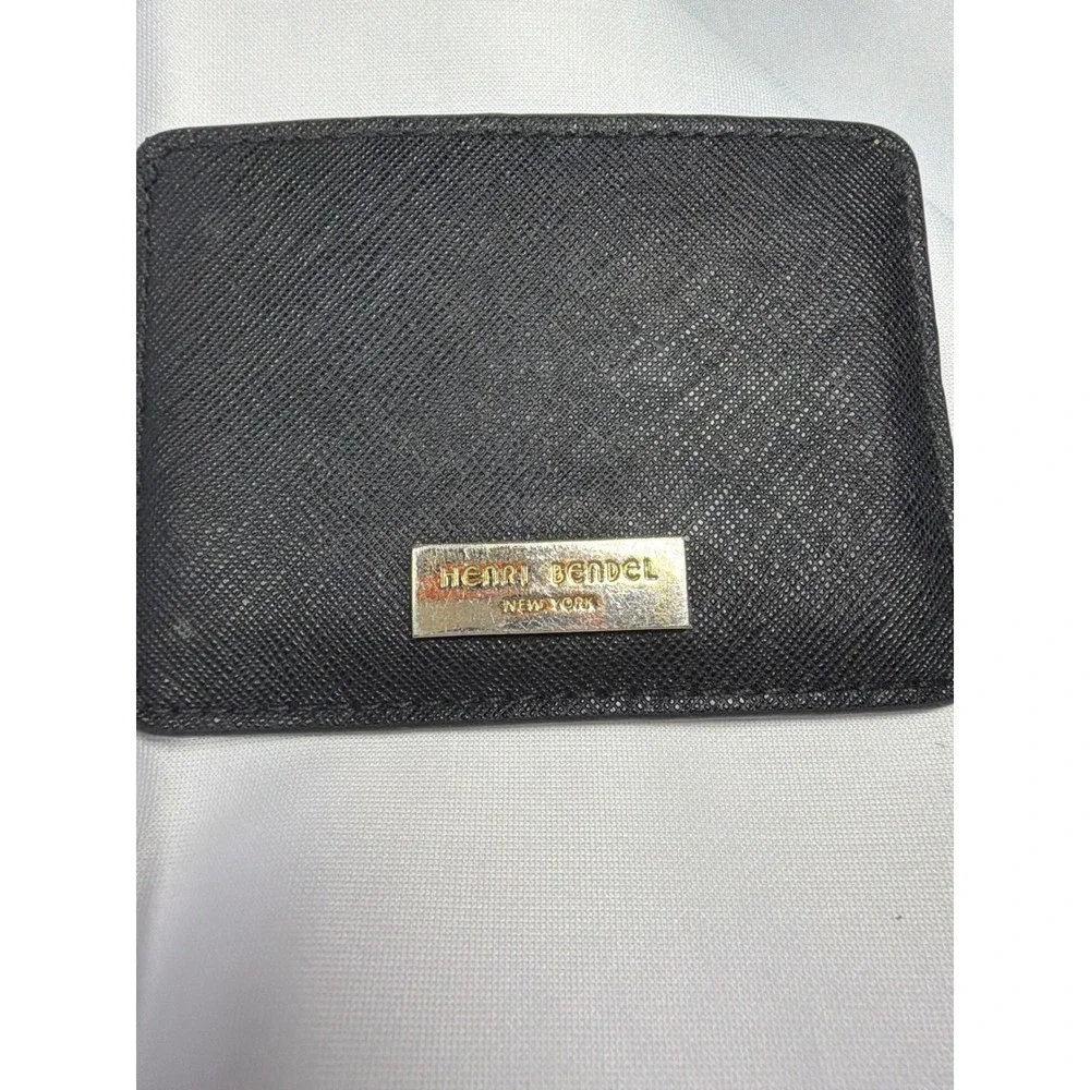 Henri Bendel Saffiano Leather Card Holder Wallet Mens OS Black Gold Logo Slim